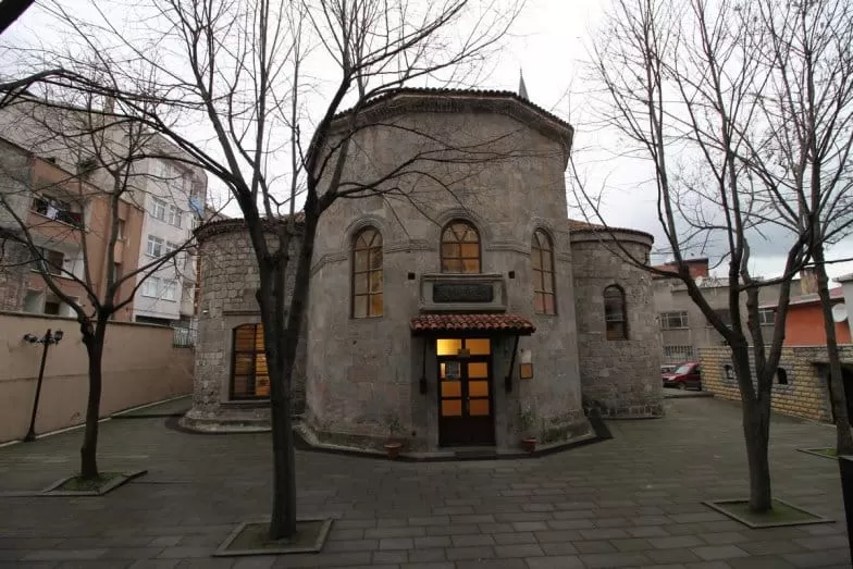 Azizlerin Kilisesinden Osmanlı'nın Mabedine Trabzon Yeni Cuma Camii